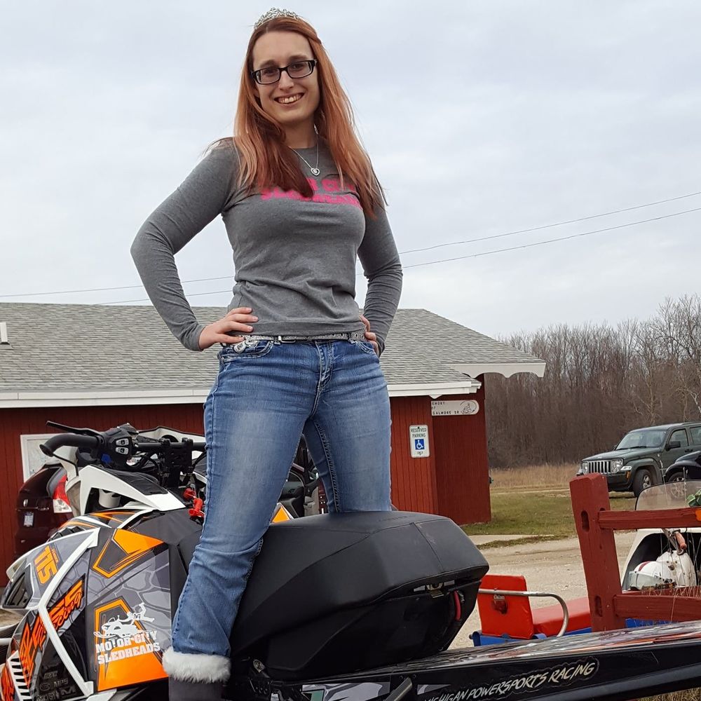 Meet your Posher, Courtney